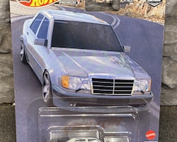 Skala 1/64 Hot Wheels Premium Canyon: Mercedes-Benz 500 E