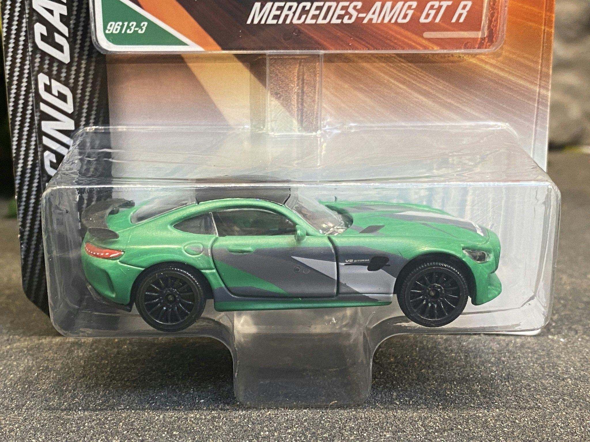 Skala 1/64 fr Majorette - Racing Cars: Mercedes-AMG GT R, Green