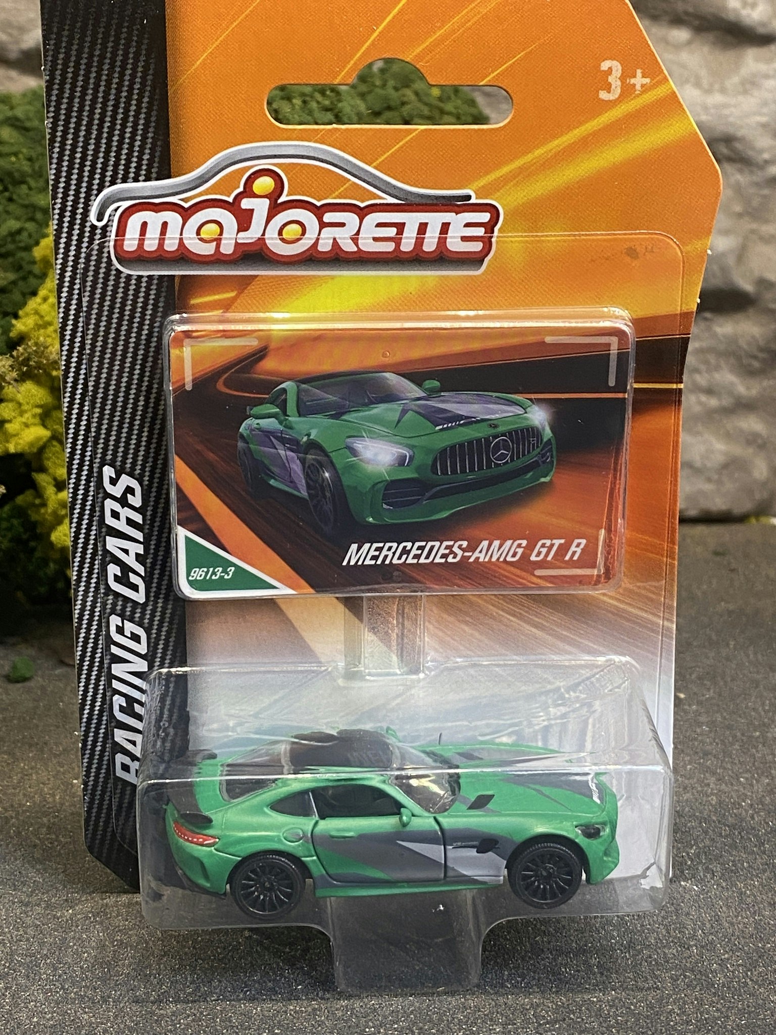 Skala 1/64 fr Majorette - Racing Cars: Mercedes-AMG GT R, Green