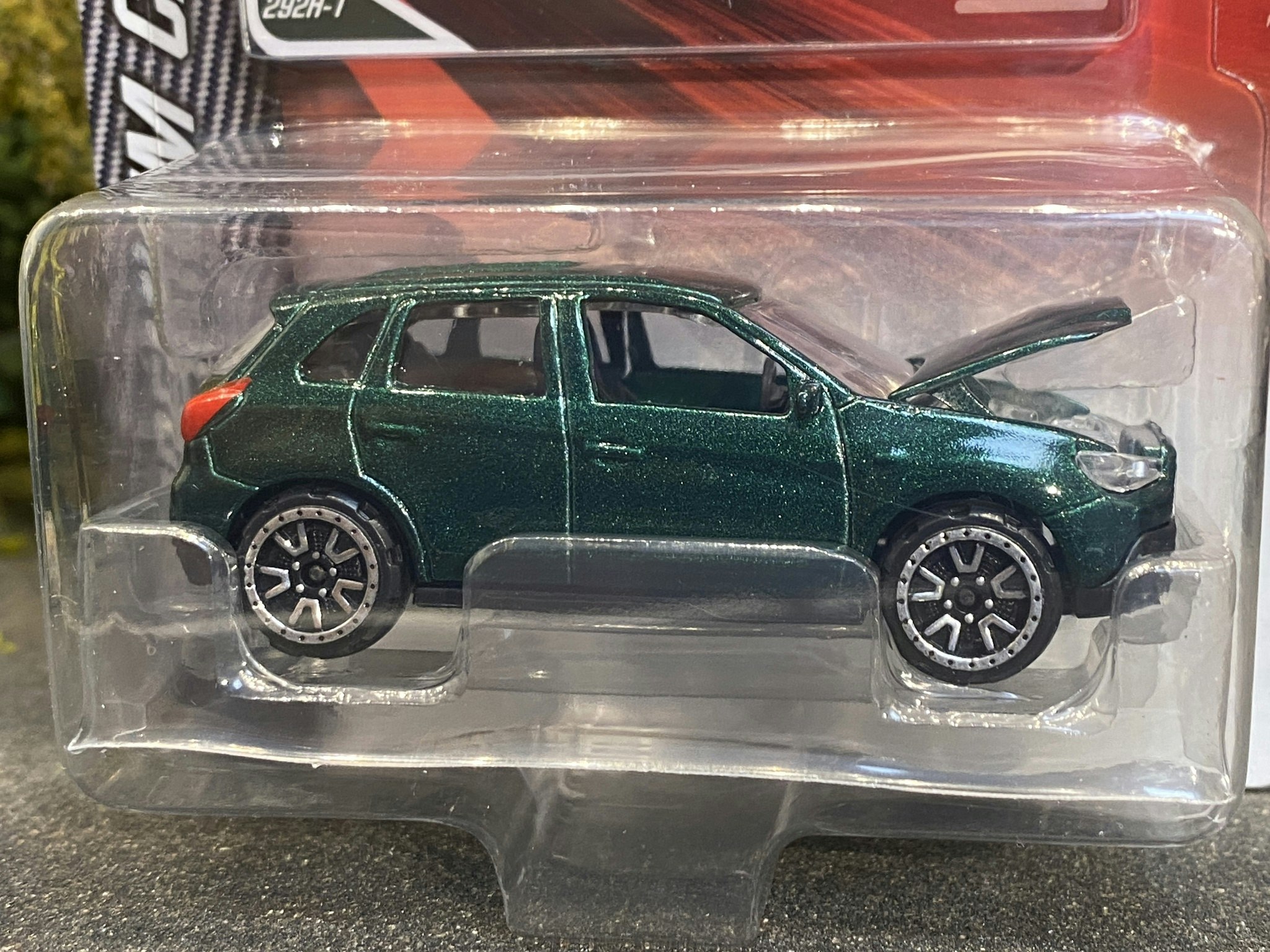 Skala 1/64 fr Majorette - Premium Cars: Mitsubishi ASX