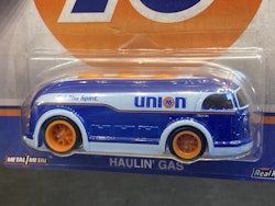 Skala 1/64 Hot Wheels Premium: Haulin Gas "Union"