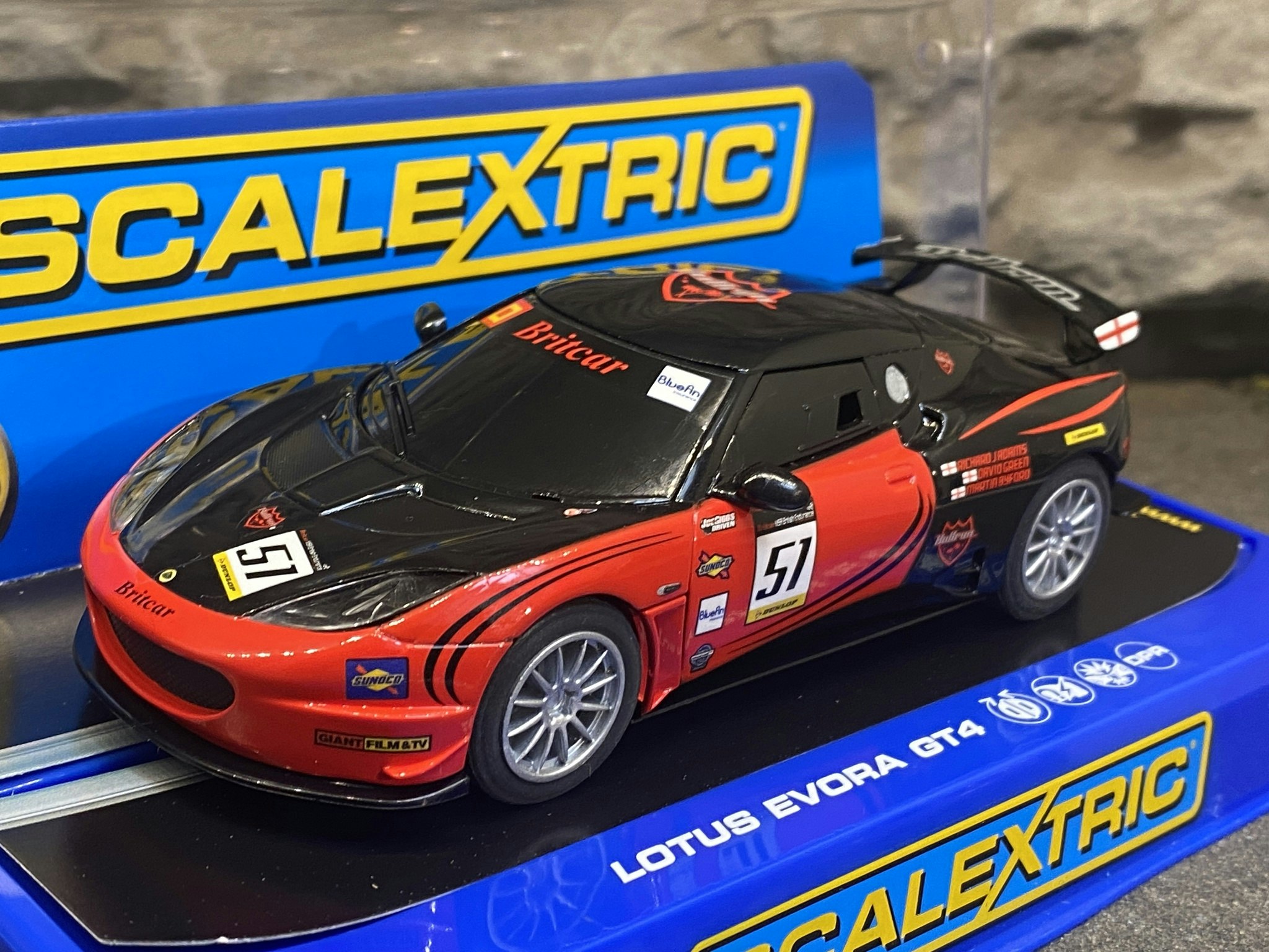 Skala 1/32 Analogue Slotcar: Lotus Evora GT4 #51 fr Scalextric