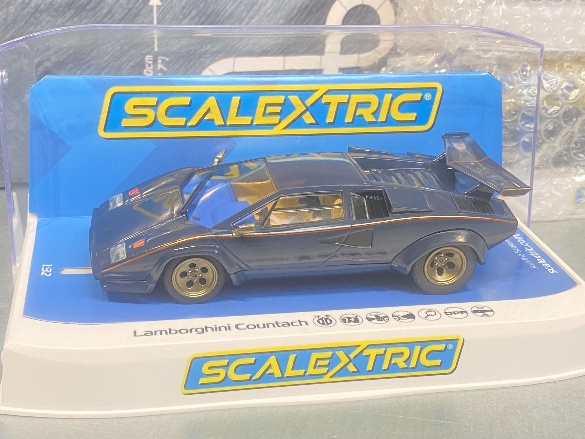 Skala 1/32 An. Scalextric Slot car: Lamborghini Countach, Blue & Gold