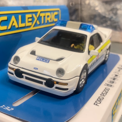 Skala 1/32 Scalextric Slotcar: Ford RS200 - Police Edition