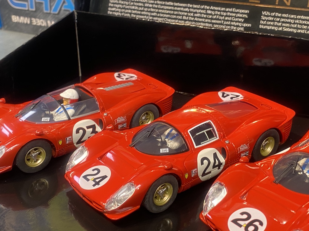 Skala 1/32 Scalextric Slot Cars - Legends - 1967 Daytona 24 Triple Pack