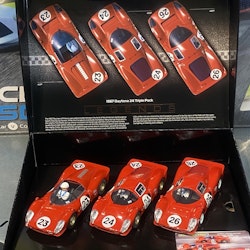 Skala 1/32 Scalextric Slot Cars - Legends - 1967 Daytona 24 Triple Pack