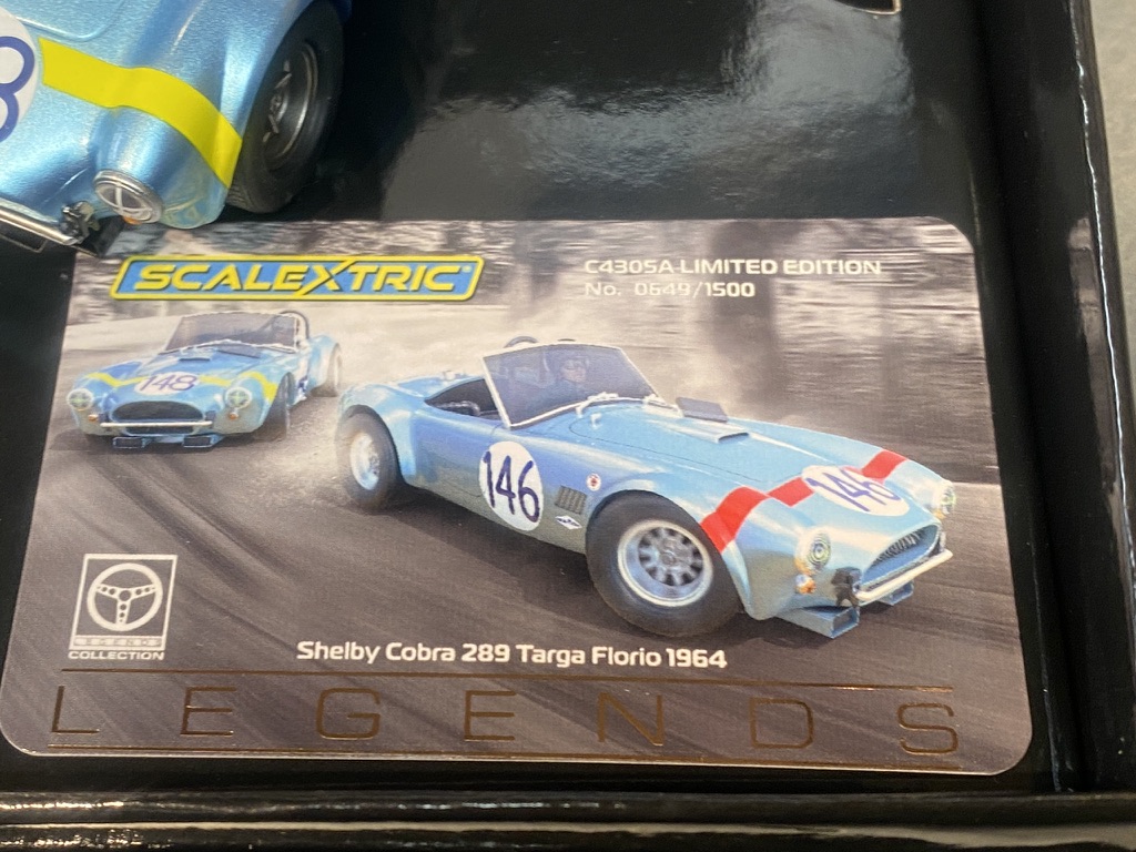 Skala 1/32 Scalextric Slot Cars - Legends - Shelby Cobra 289 Targa Florio 64'