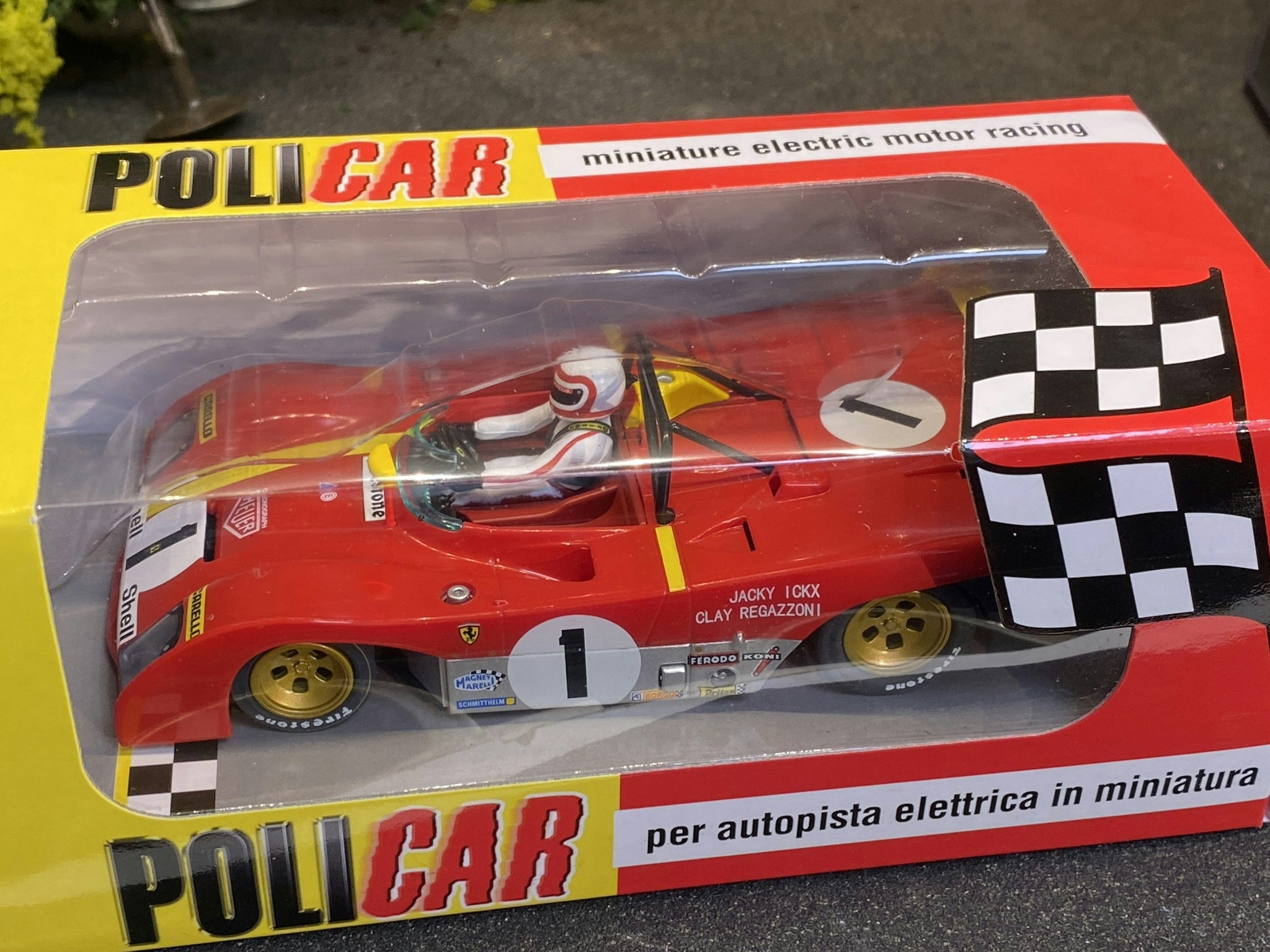 Skala 1/32 PoliCar Analog Bil t Bilbana: CAR01c Ferrari 312 PB 1st Monza 1000km