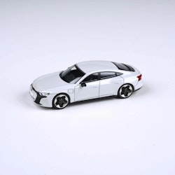 Skala 1/64 Audi E-tron GT, Ibis White fr Para 64