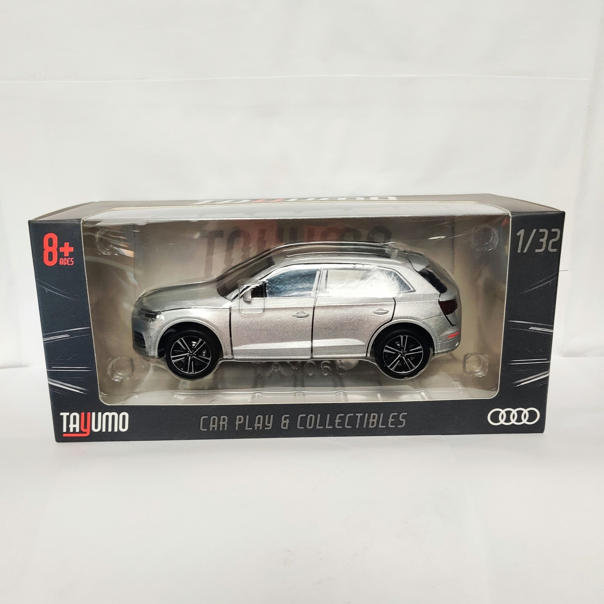 Skala 1/32 Audi Q5, Silver från Tayumo