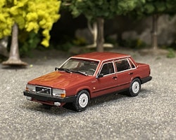 Skala 1/87 - Volvo 740 GL (744), Deep Red fr Minichamps