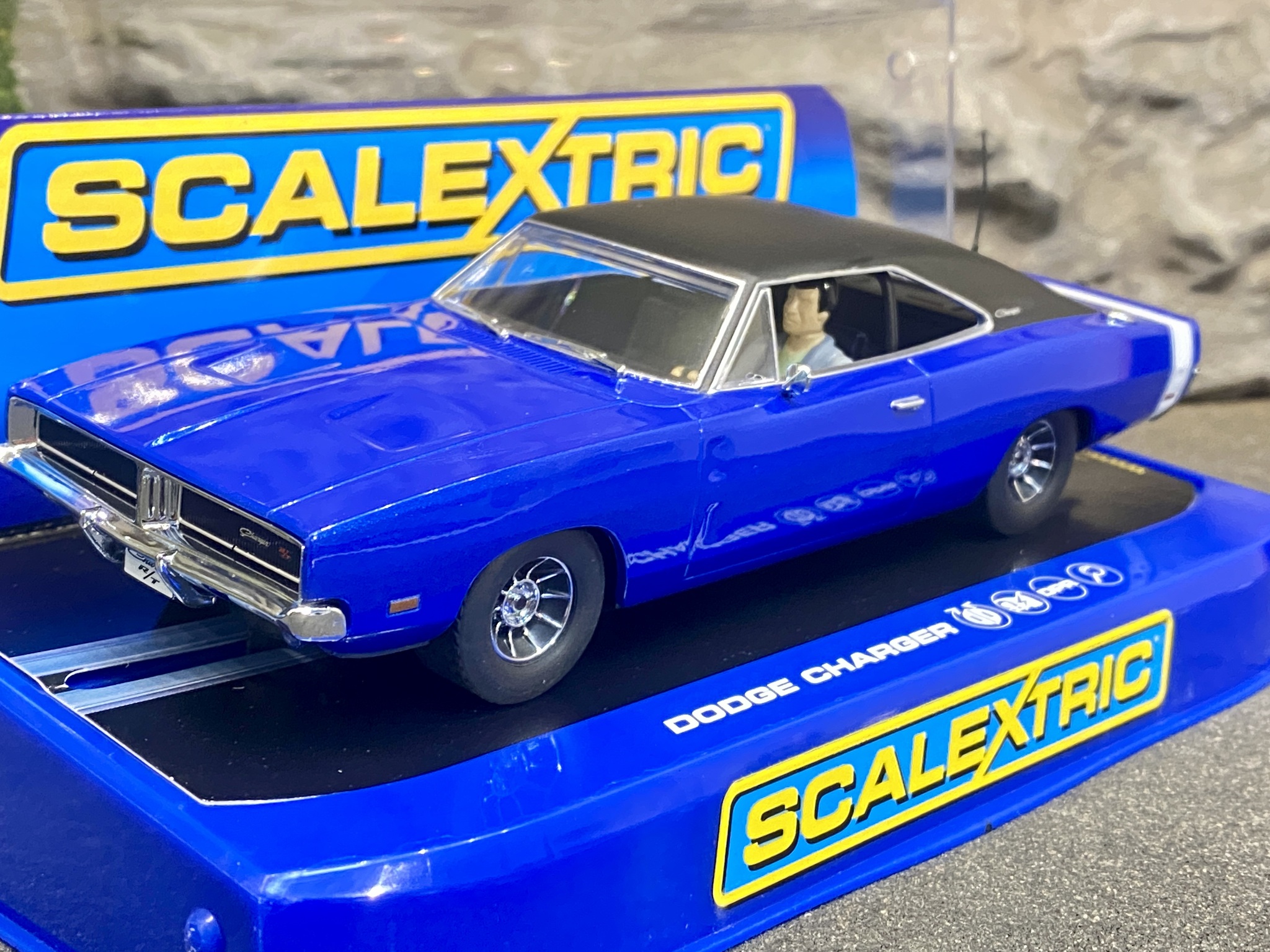 Skala 1/32 Analog Slotcar - Dodge Charger, Blue met/Black fr Scalextric