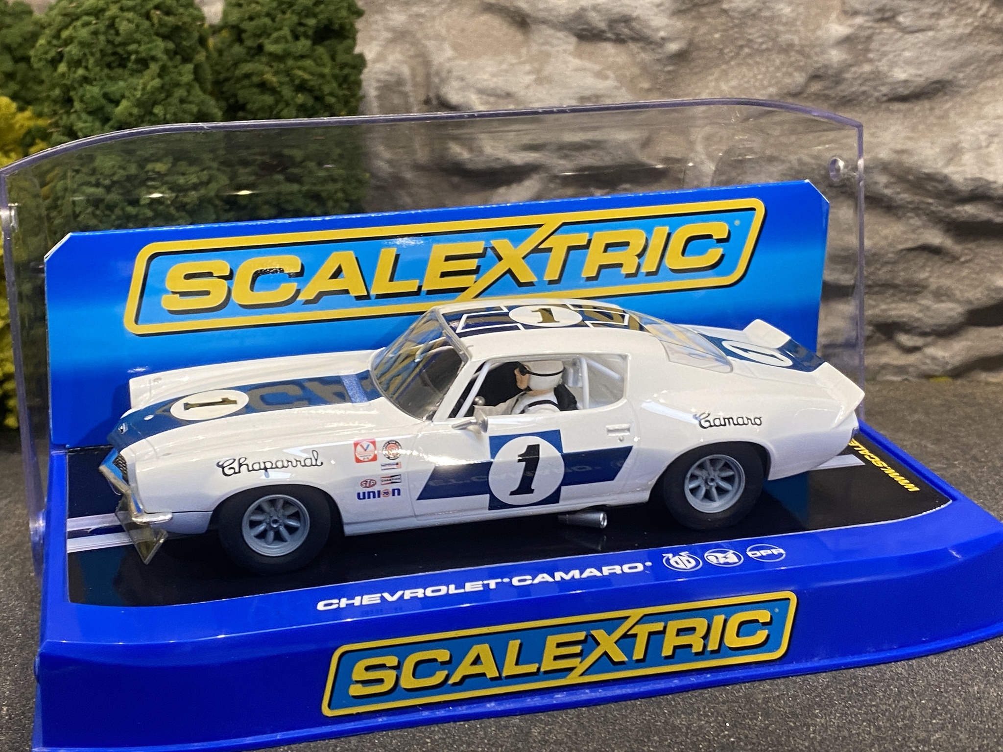 Skala 1/32 Analog Slotcar - Chevrolet Camaro 70' White/blue fr Scalextric
