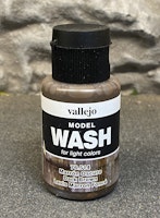 Vallejo Model Wash 35ml Dark brown for light colors, 76514