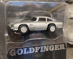 Skala 1/64 MicroScalextric Slot Car: Aston Martin DB5 Goldfinger 007 James Bond