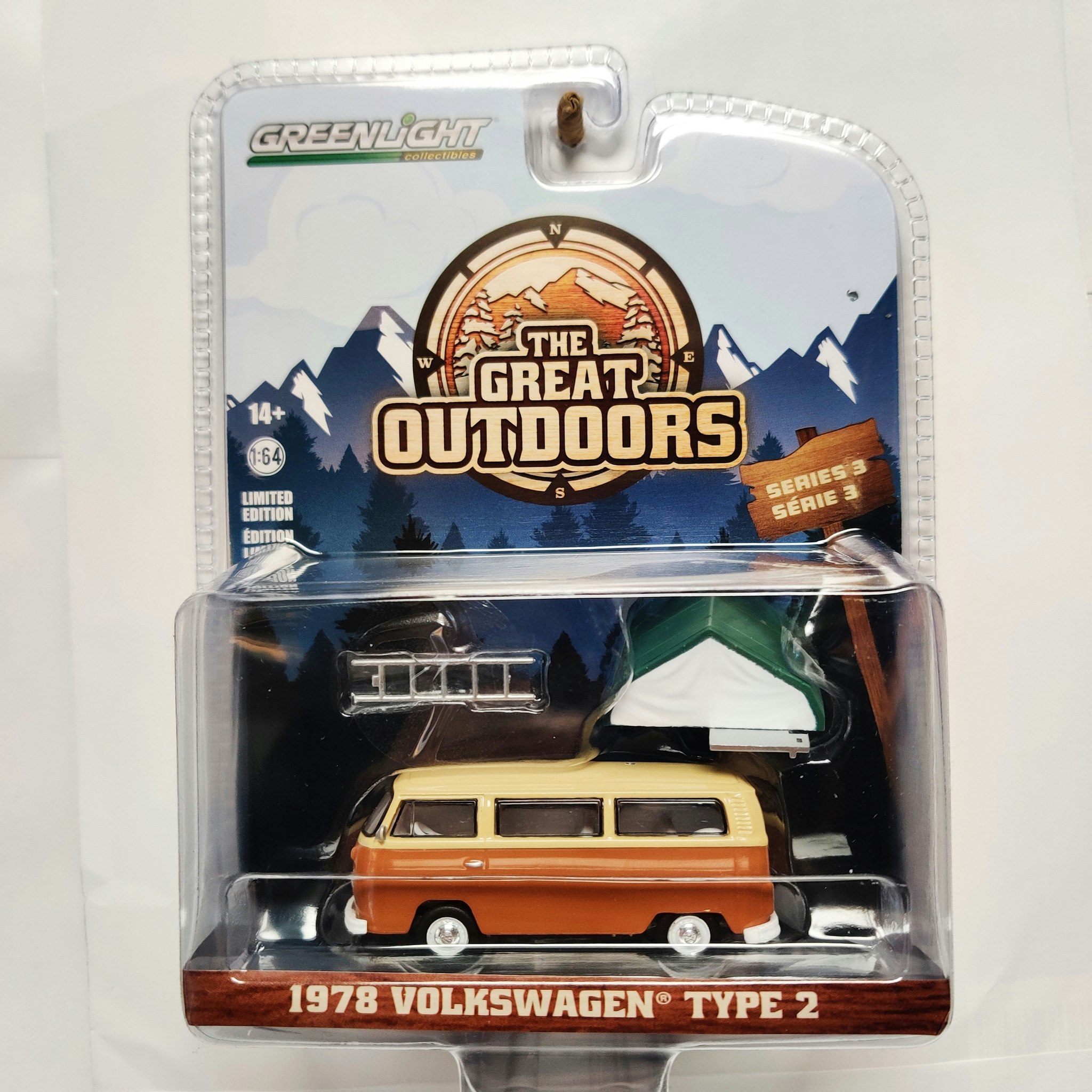 Skala 1/64 Greenlight "The Great Outdoors" 1978 Volkswagen Type 2 T2