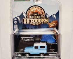 Skala 1/64 Greenlight "The Great Outdoors" 1969 Nissan Patrol (60)