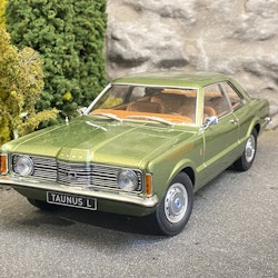 Skala 1/18 Ford Taunus L Limousine 1971, Olive green metallic fr KK-Scale