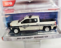 Skala 1/64 Greenlight "Hot Pursuit" 2022 Chevrolet Silverado SSV  S.44