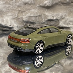 Skala 1/43 Audi RS e-tron GT, Dark Olive Green, 2022 fr Bburago