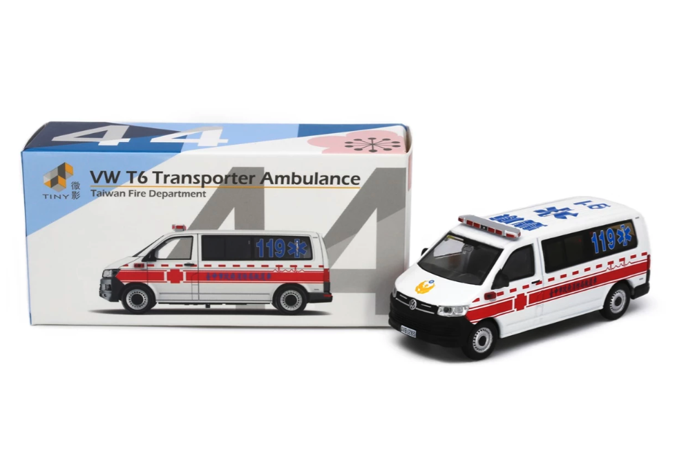 Skala 1/64 VW T6 Transporter Taiwan Fire Bureau Ambulance fr Tiny Toys