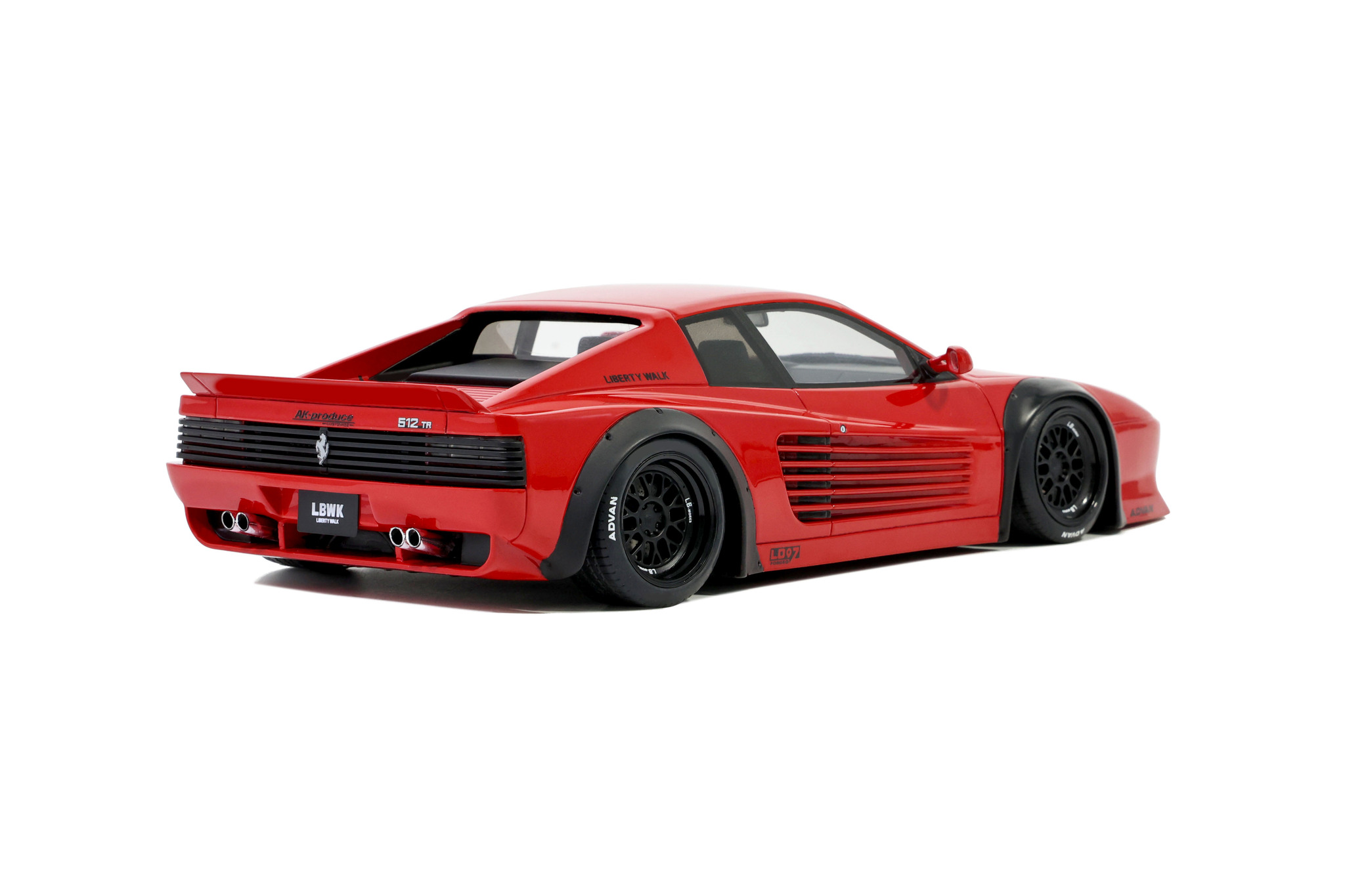 Skala 1/18 LBWK 512 TR (Ferrari) GT423  fr GT Spirit