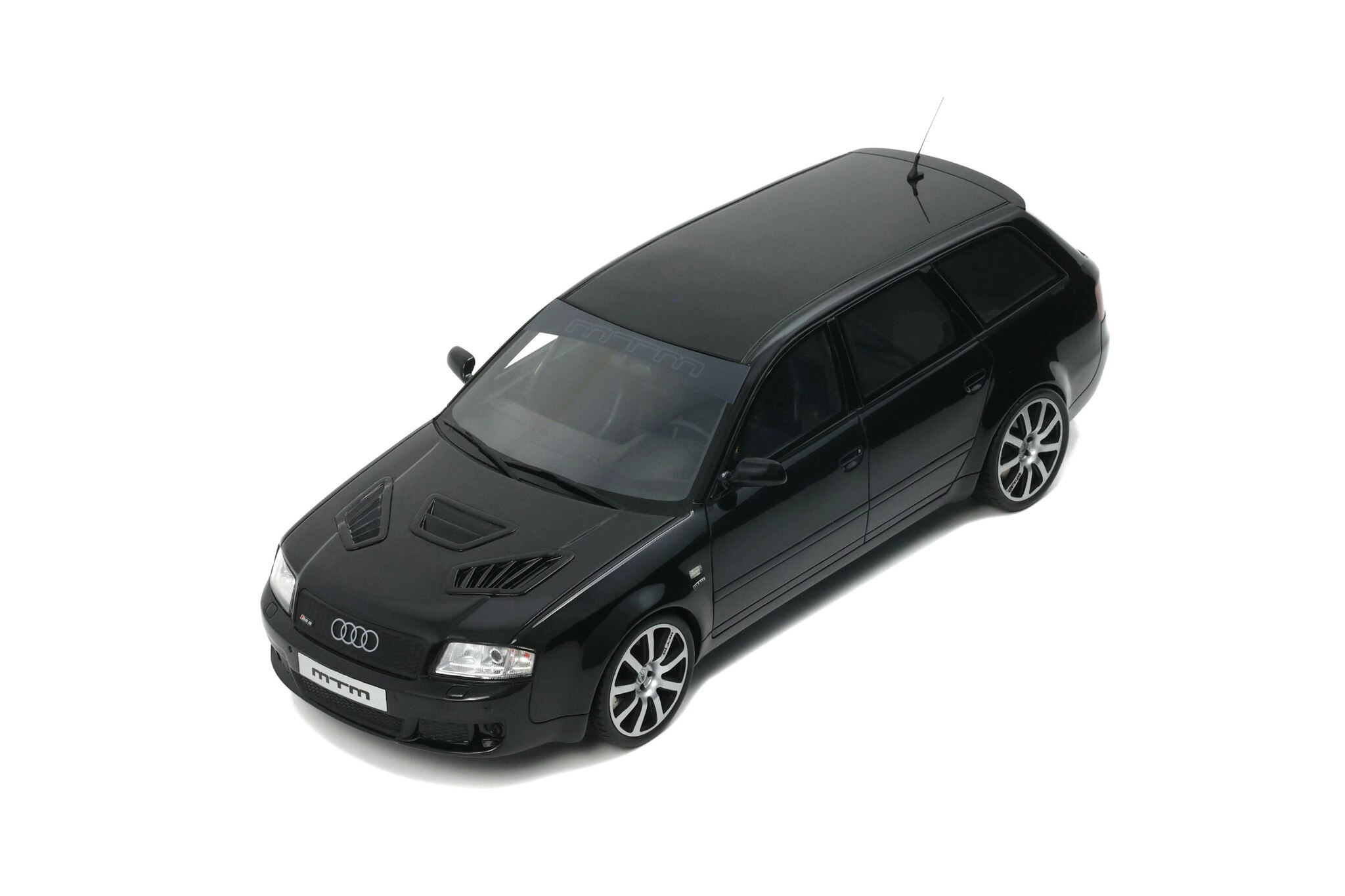 Skala 1/18 Audi RS6 Clubsport MTM, Black 2004, OT992 fr Otto Mobile