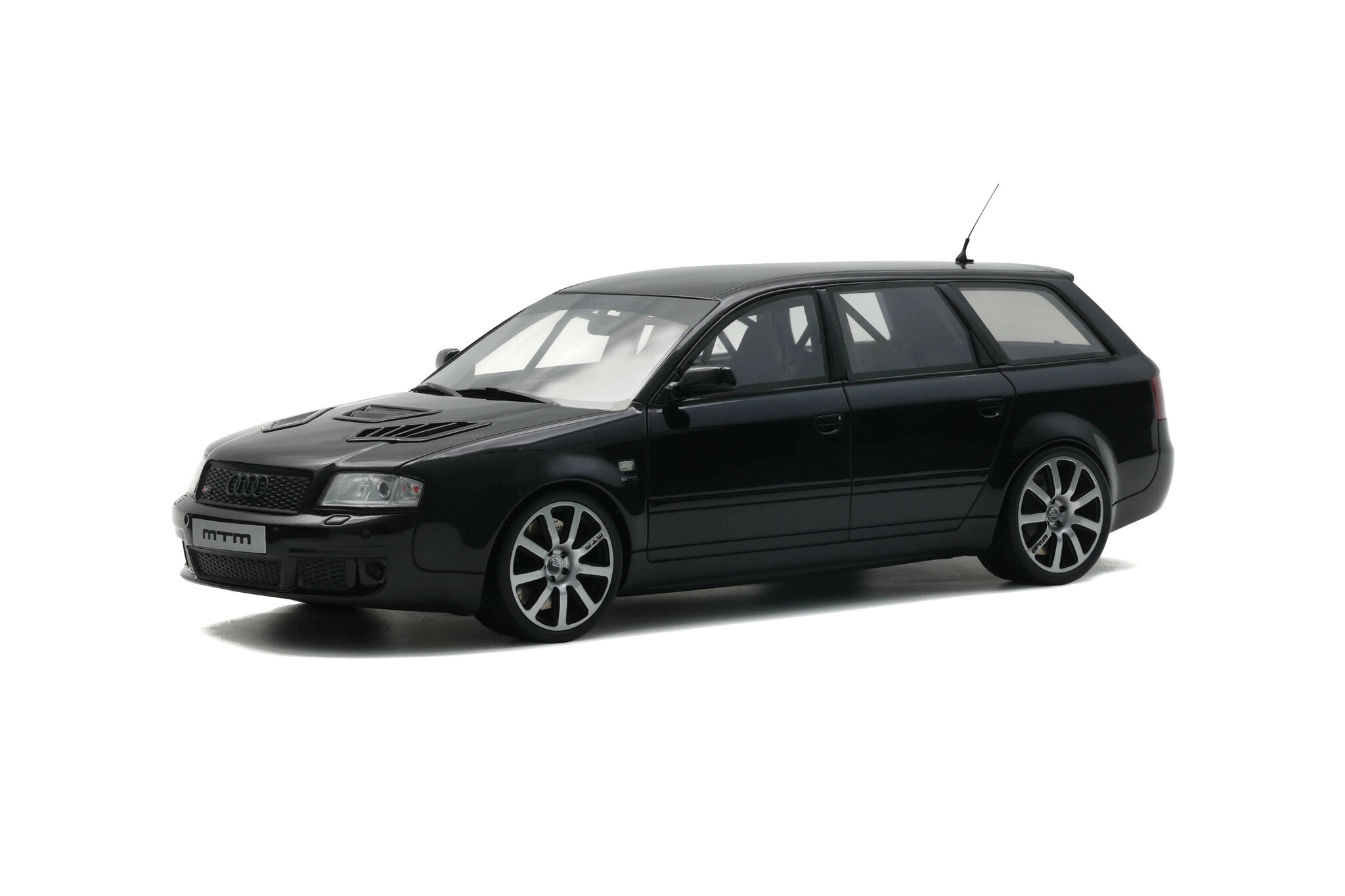 Skala 1/18 Audi RS6 Clubsport MTM, Black 2004, OT992 fr Otto Mobile