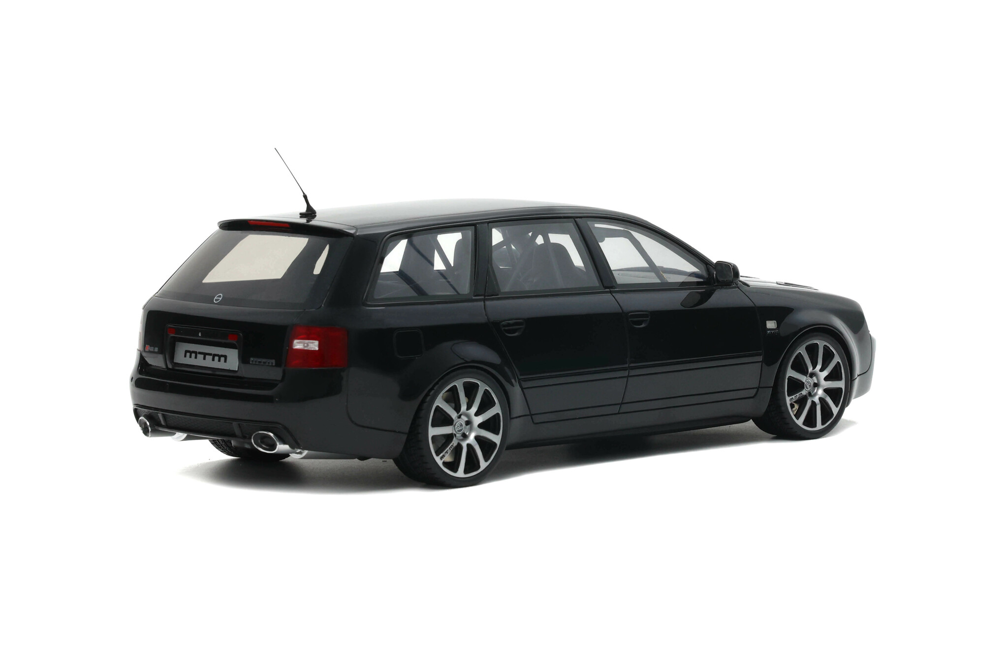 Skala 1/18 Audi RS6 Clubsport MTM, Black 2004, OT992 fr Otto Mobile