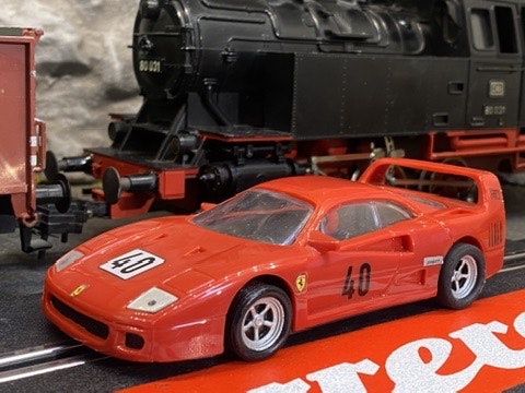 Skala 1/32 Used Analoge slotcar: Ferrrari F40, Red #40 fr Cartronic