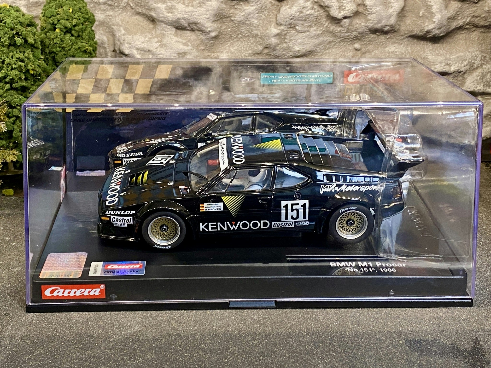 Skala 1/24 Digital Slotcar fr Carrera: BMW M1 Procar, Kenwood #151, 1981