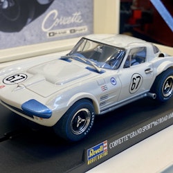 Skala 1/32 An. Slotcar fr Revell: Corvette Grand Sport #67 Road America 64'