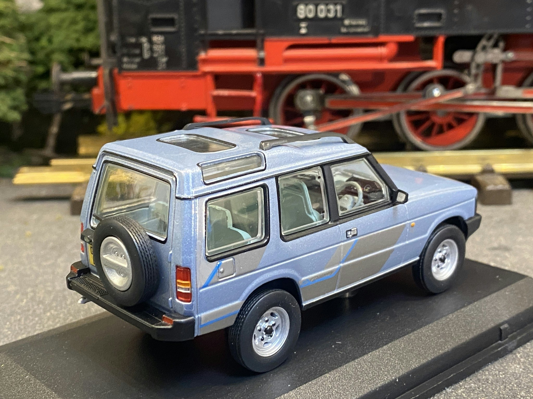 Skala 1/43 Land Rover Discovery Mistrale, Lhd fr Oxford Company