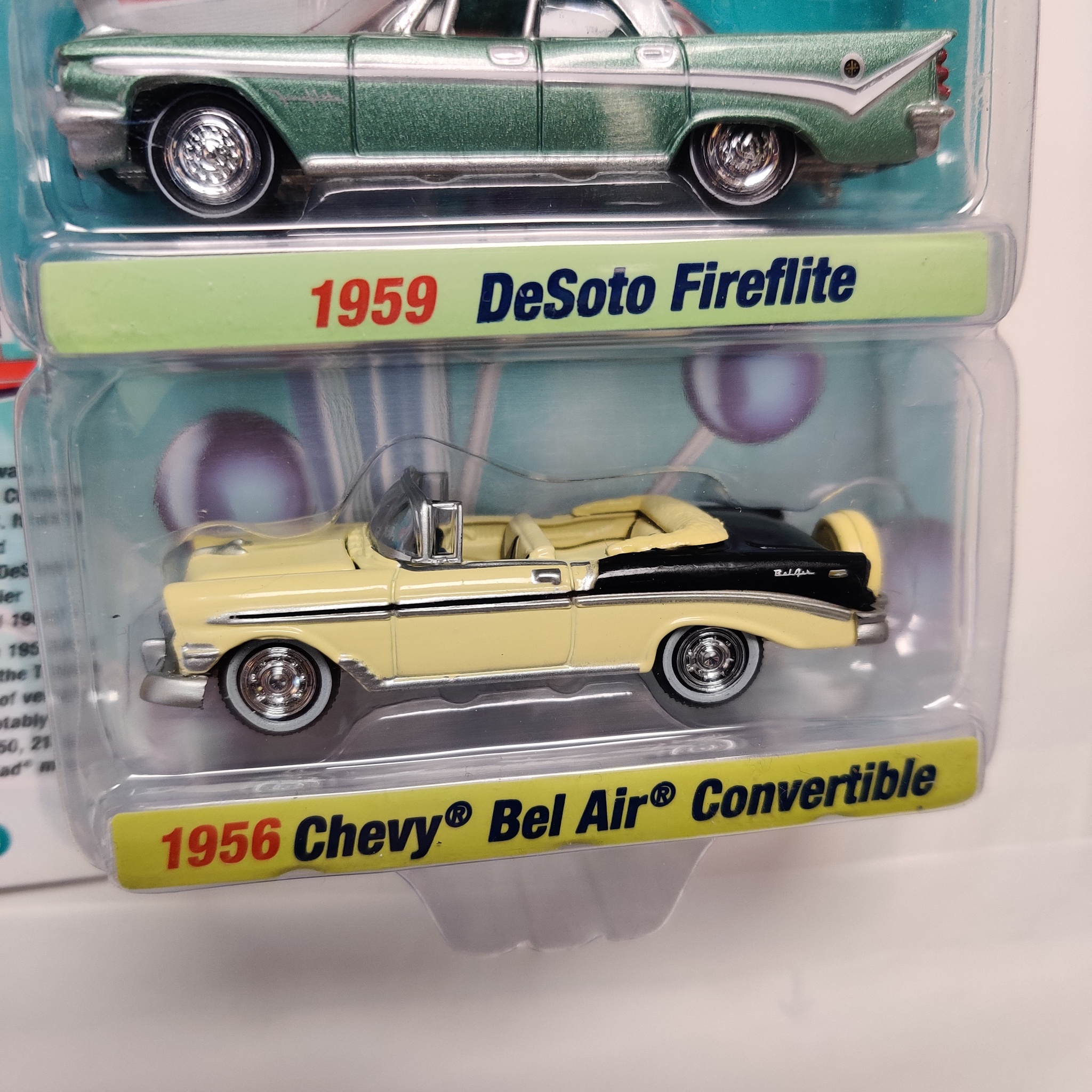 Skala 1/64 2-pack Johnny Lightning, 1959 DeSoto Fitreflite, 1956 Chevy Bel Air Conv. Rev.A