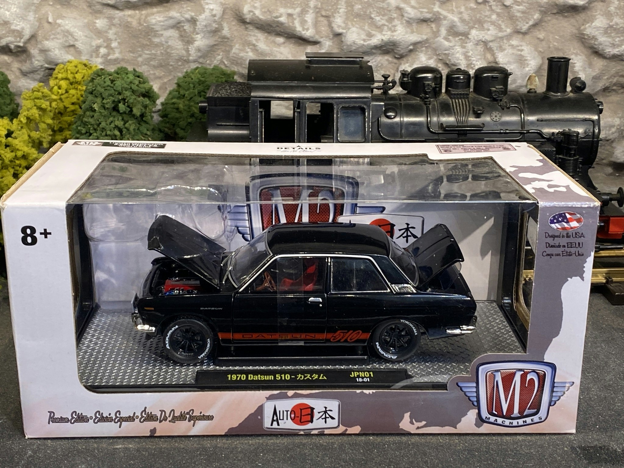 Skala 1/24: Auto-Japan - 1970 Datsun 510, Black fr M2