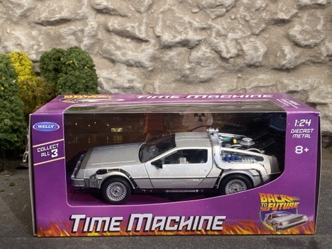 Skala 1/24 1983 DeLorean - Time Machine, Back to the Future I fr Welly