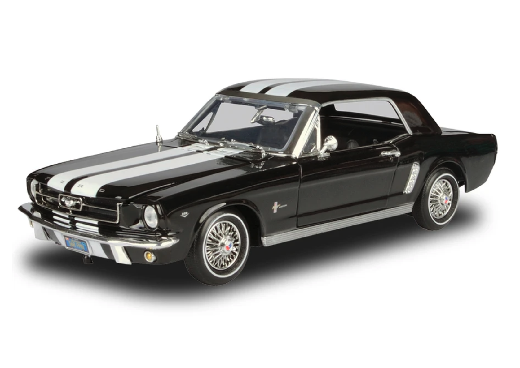 Skala 1/18 1964 1/2 Ford Mustang Hardtop, Black fr MotorMax