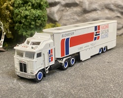 Skala 1/87 Kenworth K 100 Aerodyne "Datsun Racing" fr Brekina