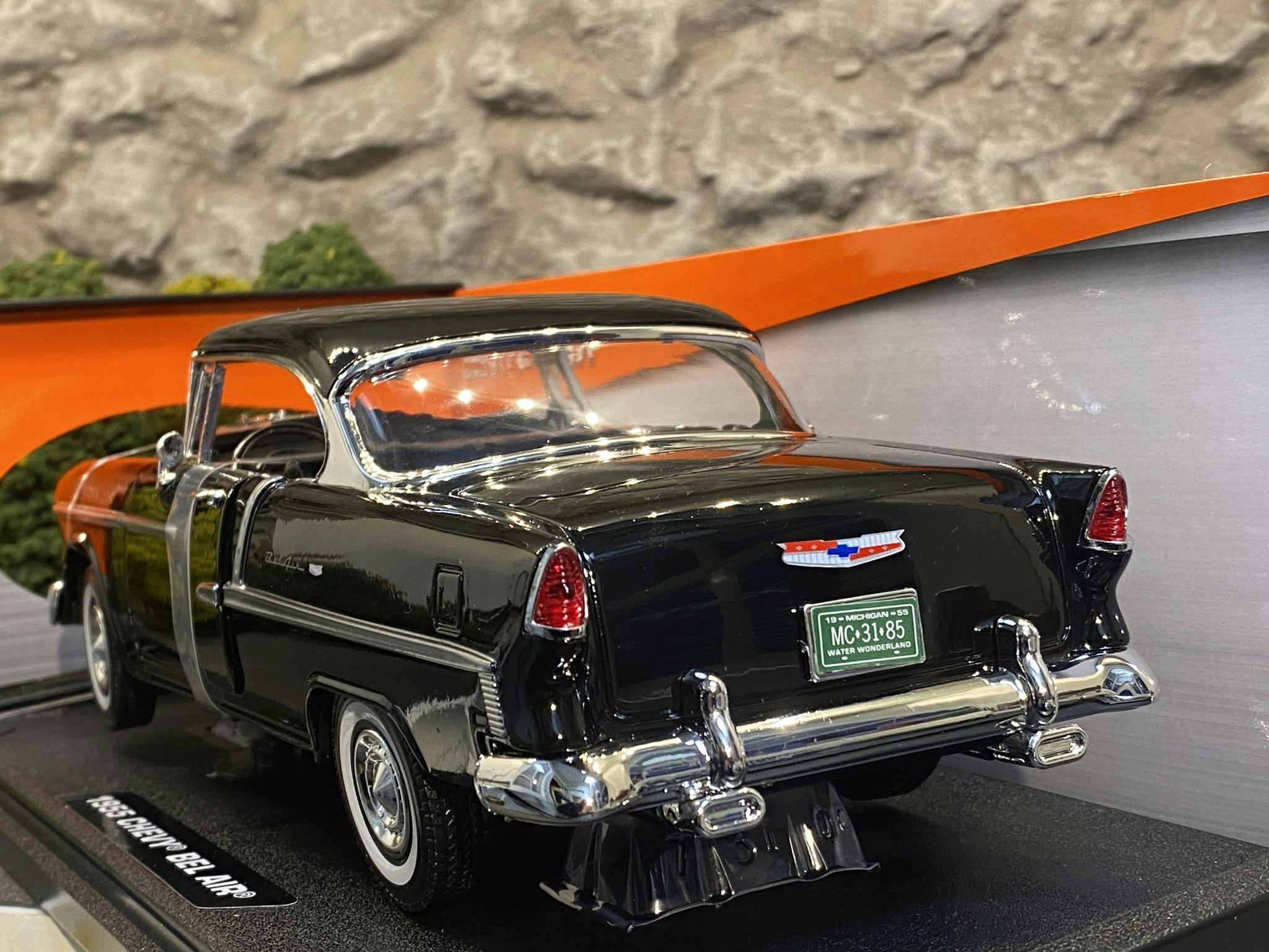 Skala 1/18 Chevy Bel Air 1955' Black fr Timeless Legends - MotorMax