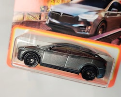 Skala 1/64 Matchbox 70 year  - Tesla model X, gråsilver