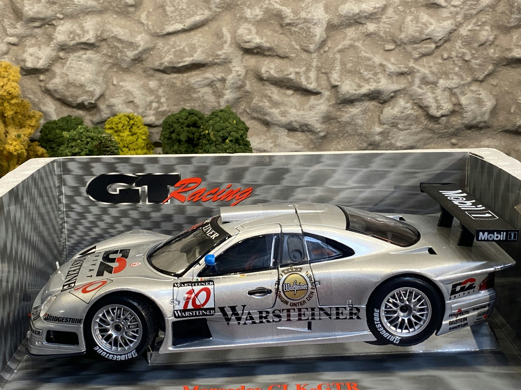 Skala 1/18 Mercedes-Benz CLK-GTR, Warsteiner fr Maisto