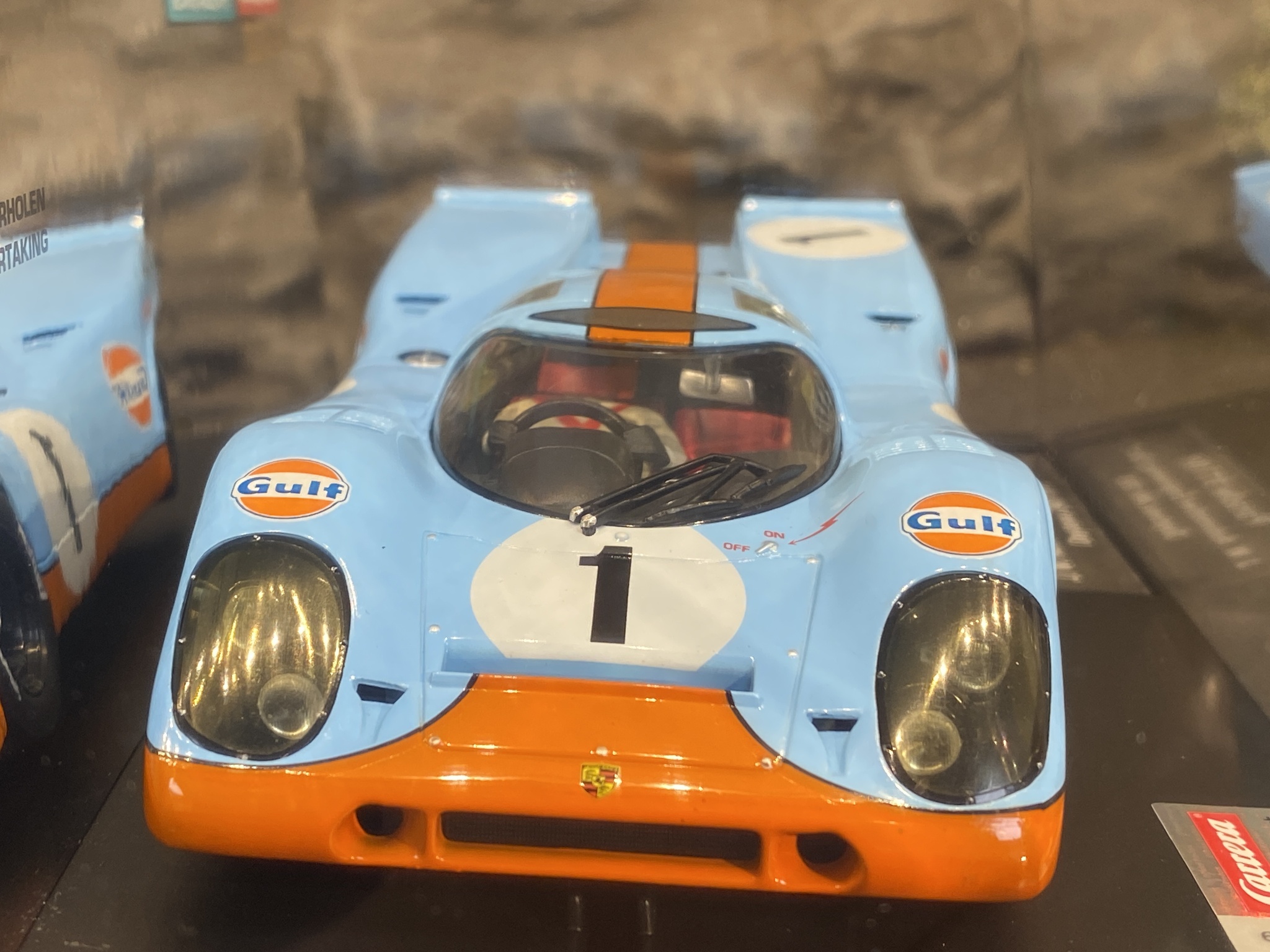 Skala 1/24 Digital/Analog slot car fr Carrera: Porsche 917 KH #1 "GULF"