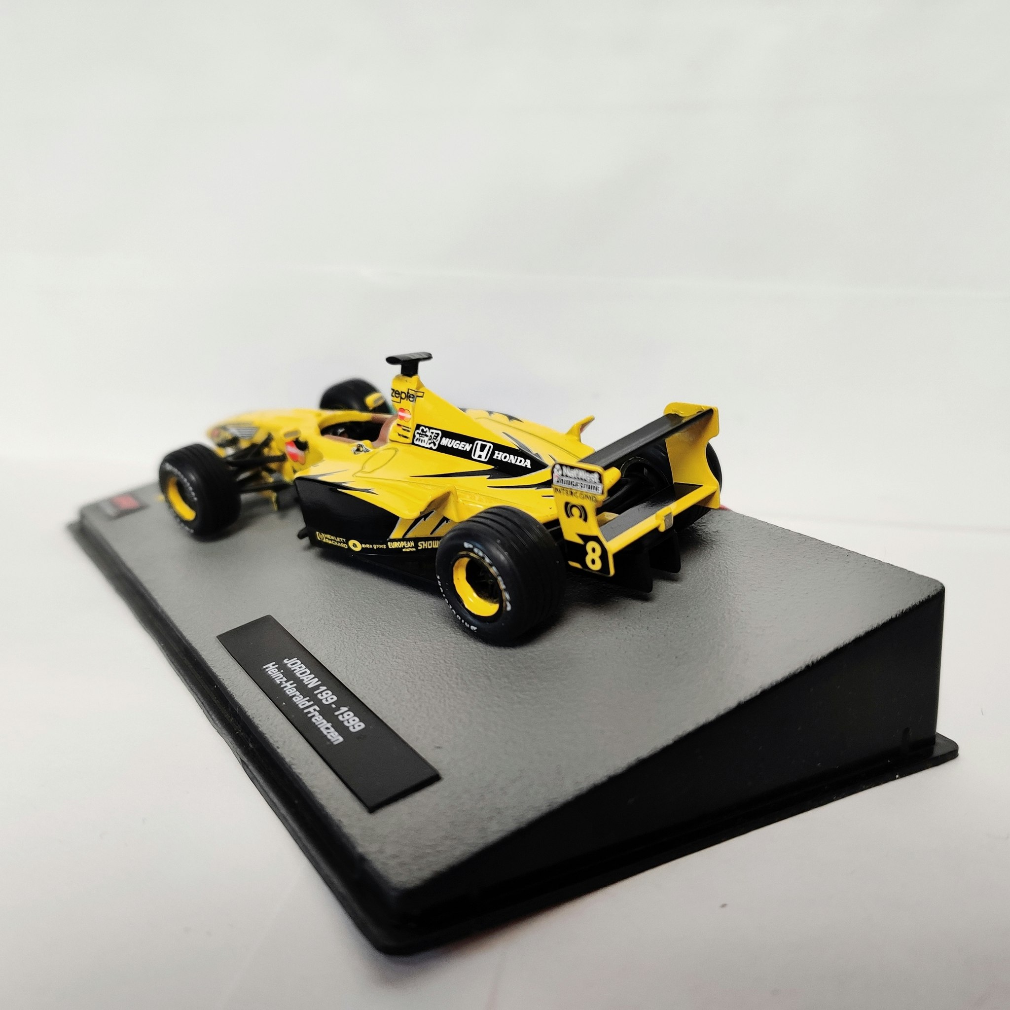 Skala 1/43 Formula 1, Jordan 199 - 1999, Heinz-Harald Frentzen - Fotoexempel