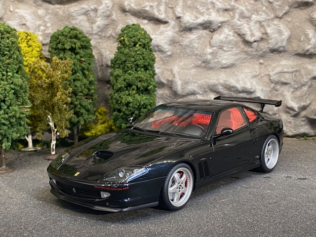 Skala 1/18 Koenig Special 550 1997, (Ferrari) Black GT-336 fr GT Spirit