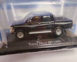 Skala 1/43 "Autos inolvidables - Argentinos" Toyota Hilux SR5 1997 m/w tidning/booklet