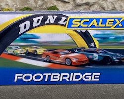 Skala 1/32 Scalextric Footbridge "Dunlop" C8332
