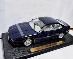 Skala 1/18 BMW 850i 1990 fr Maisto