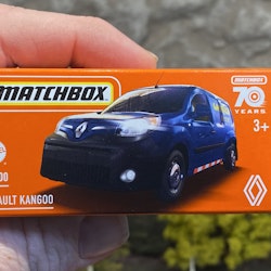 Skala 1/64 Matchbox "70-years" Renault Kangoo "Good Year - Tire Service"
