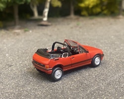 Skala 1/87 - Peugeot 205 Cabroilet, Red fr PCX87