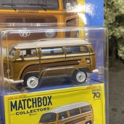 Skala 1/64 MATCHBOX Collectors 70 years - Volkswagen T2 Bus